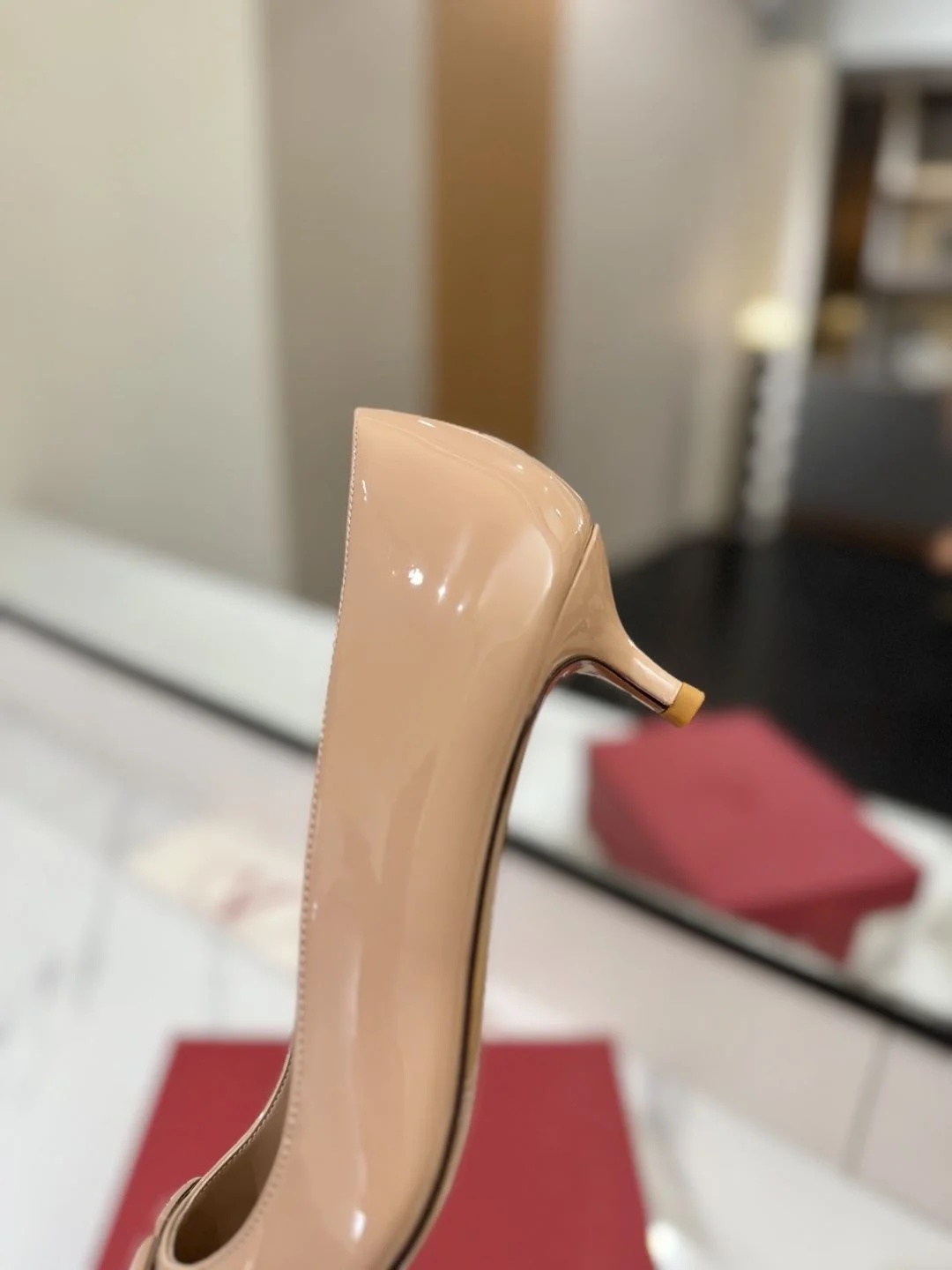 Valentino Heeled Shoes Resilient 36213