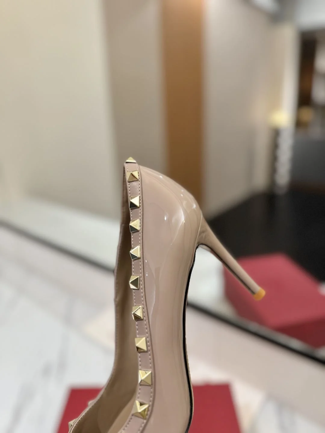 DailyWear Valentino Heeled Shoes 36212