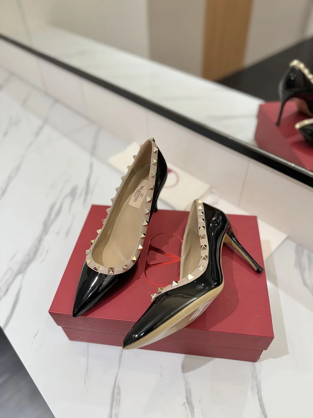 Modern Valentino Heeled Shoes 36194