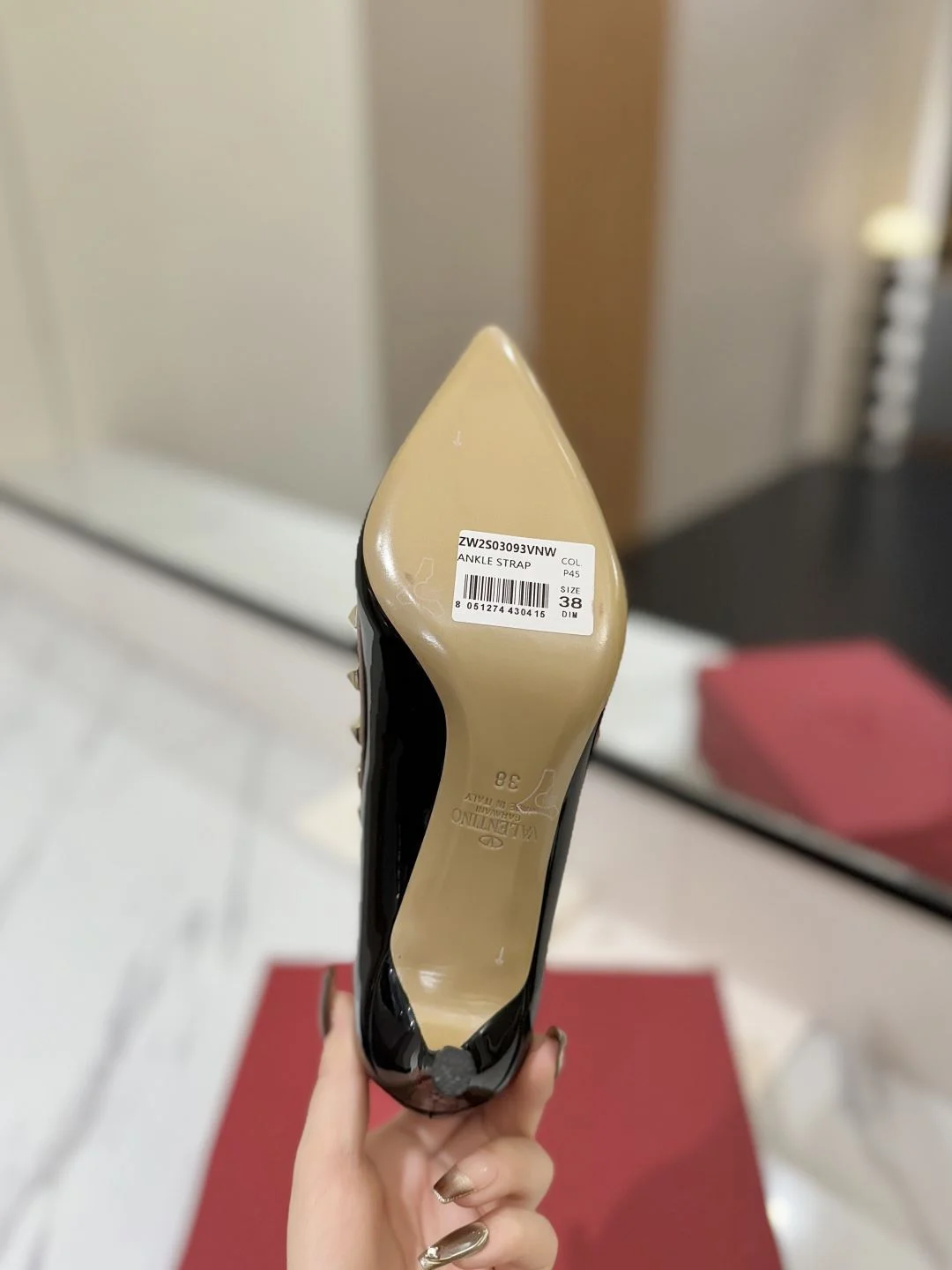 Modern Valentino Heeled Shoes 36194