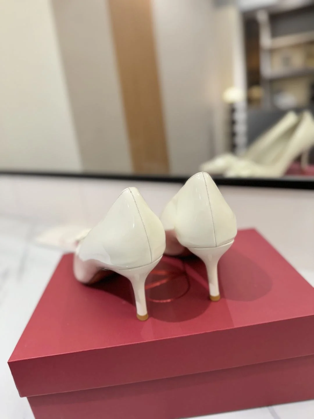 Valentino Heeled Shoes WellDesigned 36200