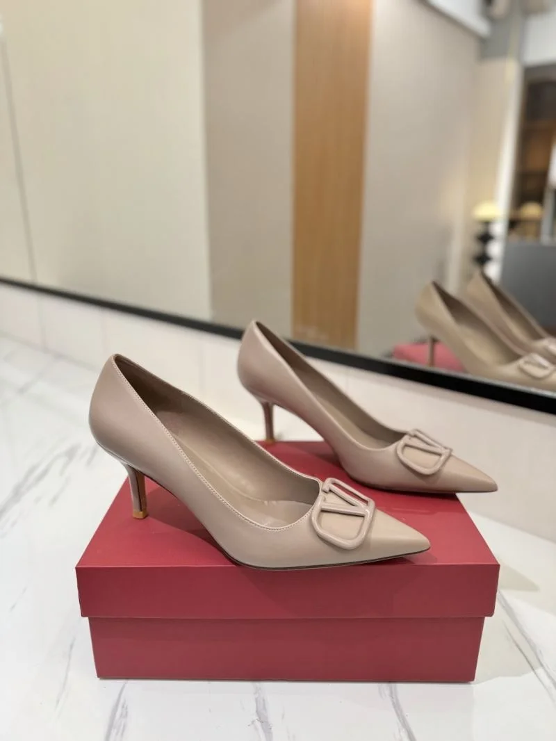 Valentino Heeled Shoes WellDesigned 36193