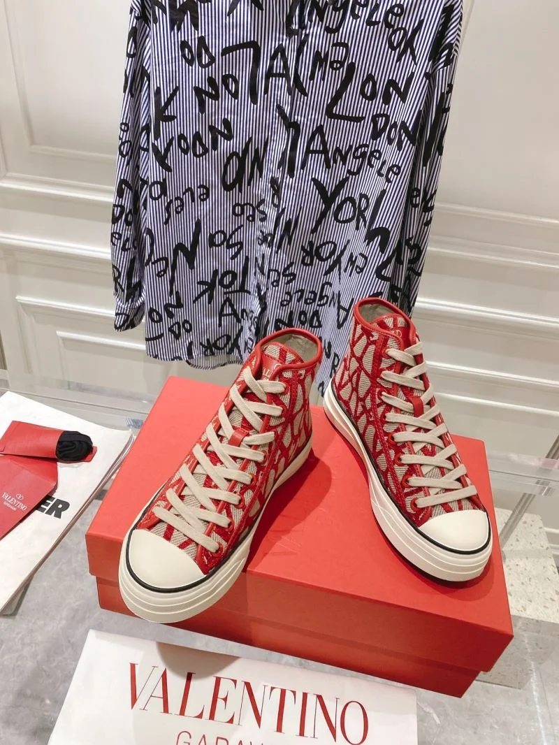 Lightweight Valentino High Shoes 36276