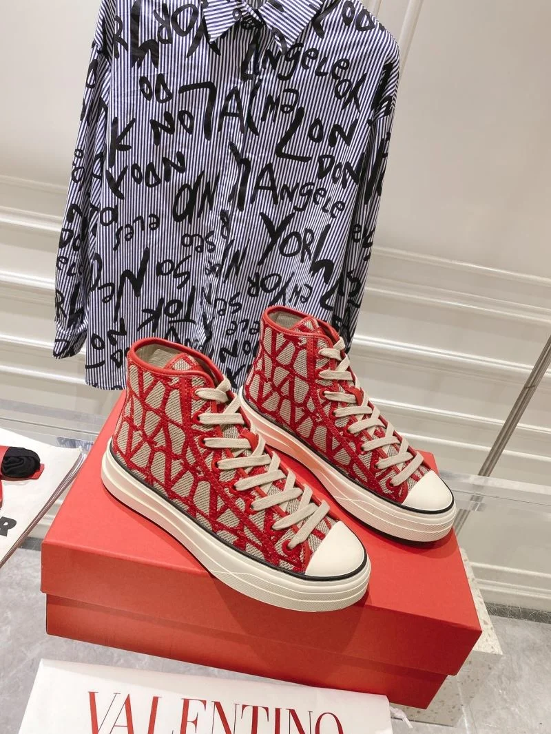 Lightweight Valentino High Shoes 36276