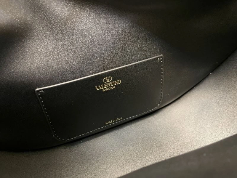 Cozy Valentino Hobo Bags 60017