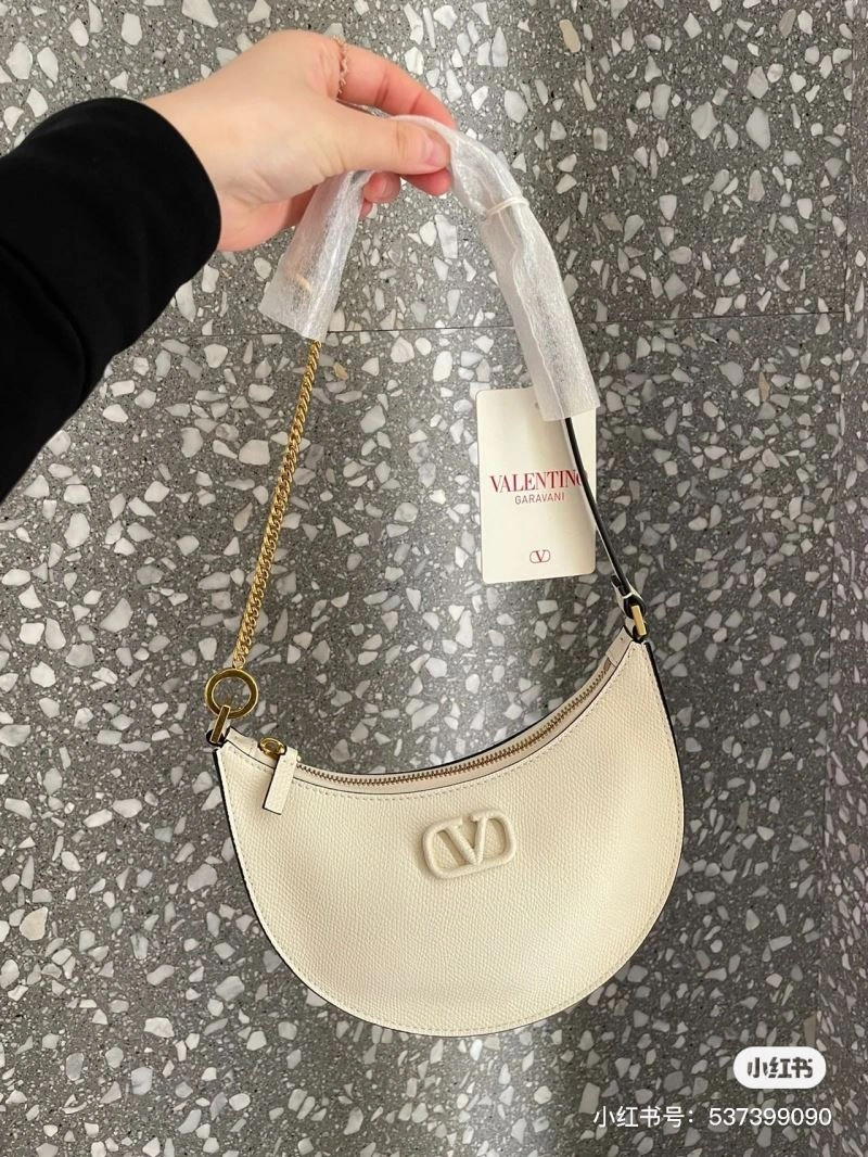 Contemporary Valentino Hobo Bags 60051