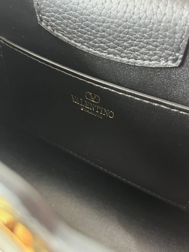 Valentino Hobo Bags Affordable 60003