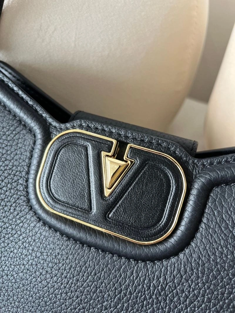 Valentino Hobo Bags Affordable 60003