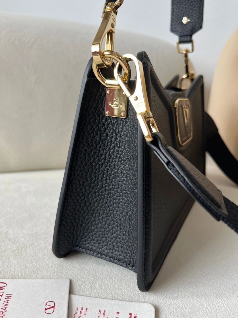 Valentino Hobo Bags Affordable 60003