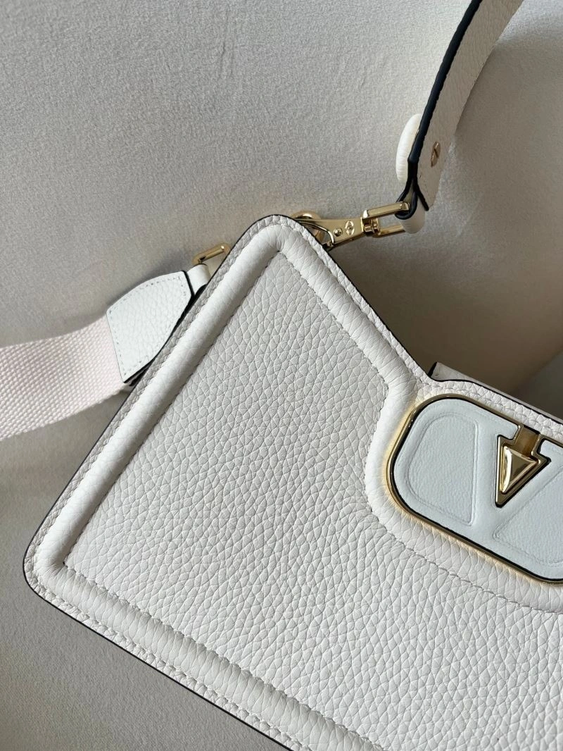 Valentino Hobo Bags Compact 60009