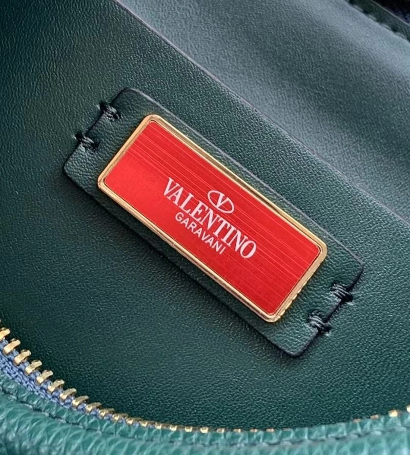 Vibrant Valentino Hobo Bags 82410