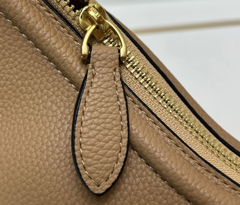 Valentino Hobo Bags FreshLook 82370