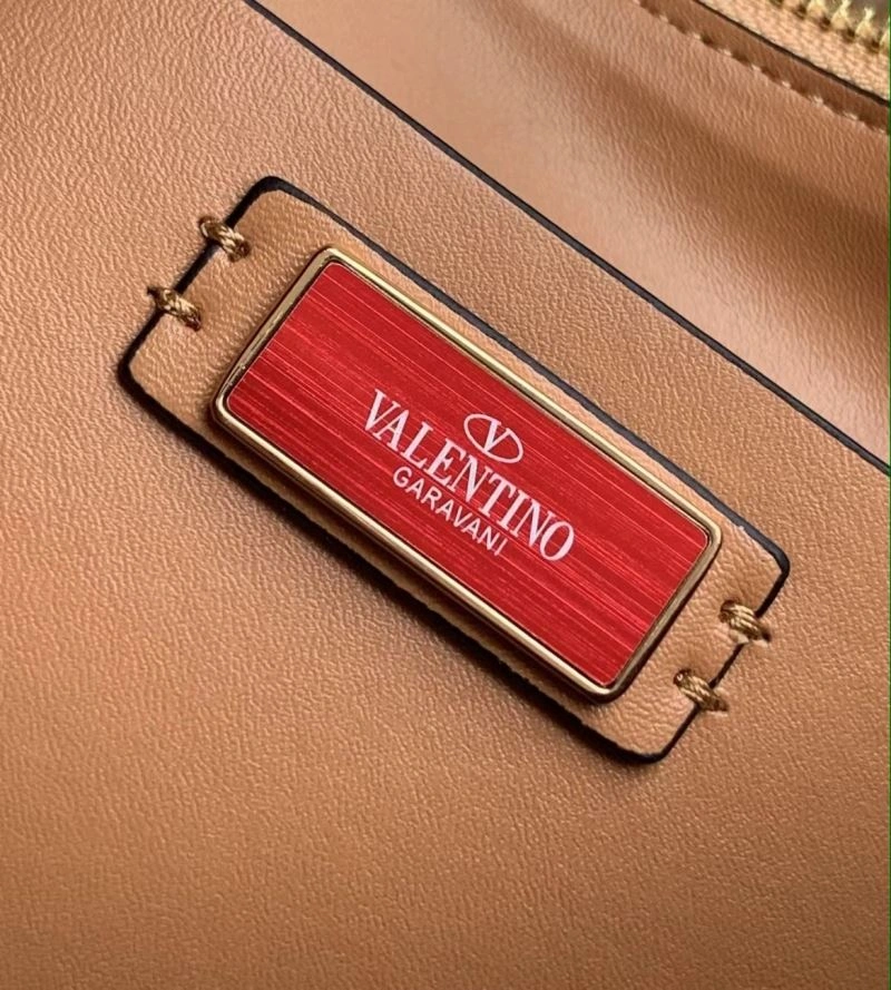 Valentino Hobo Bags FreshLook 82370