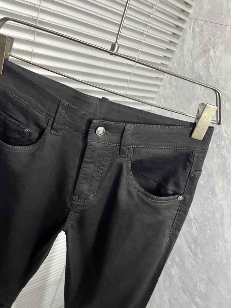 Valentino Jeans TimelessDesign 174859