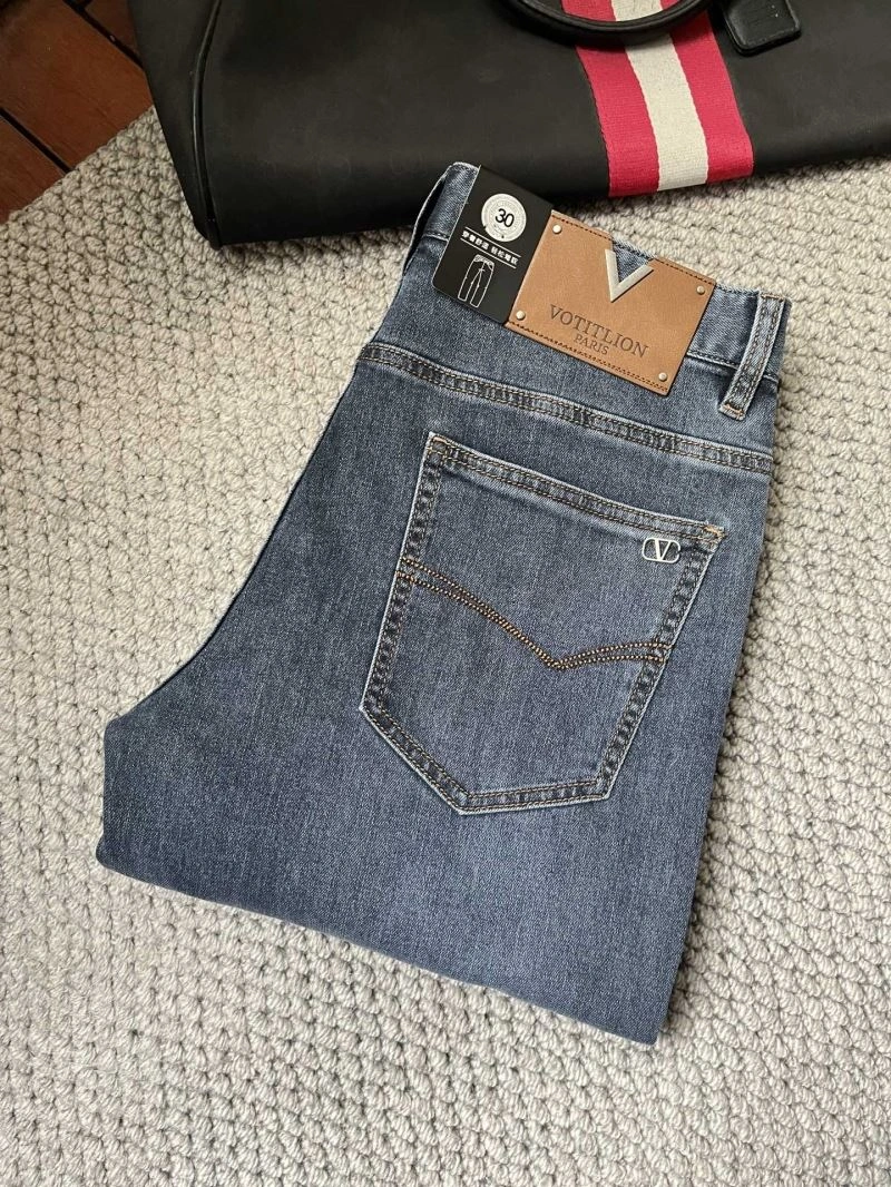 HighPerformance Valentino Jeans 174856