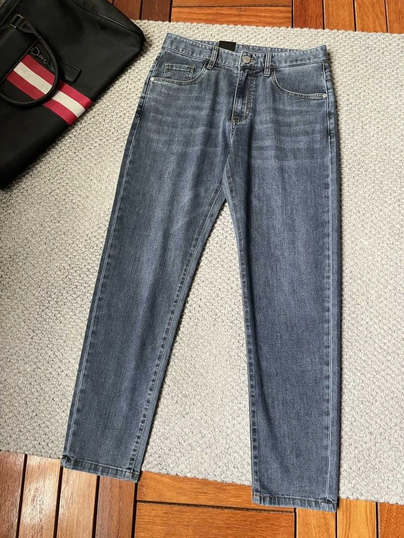 HighPerformance Valentino Jeans 174856