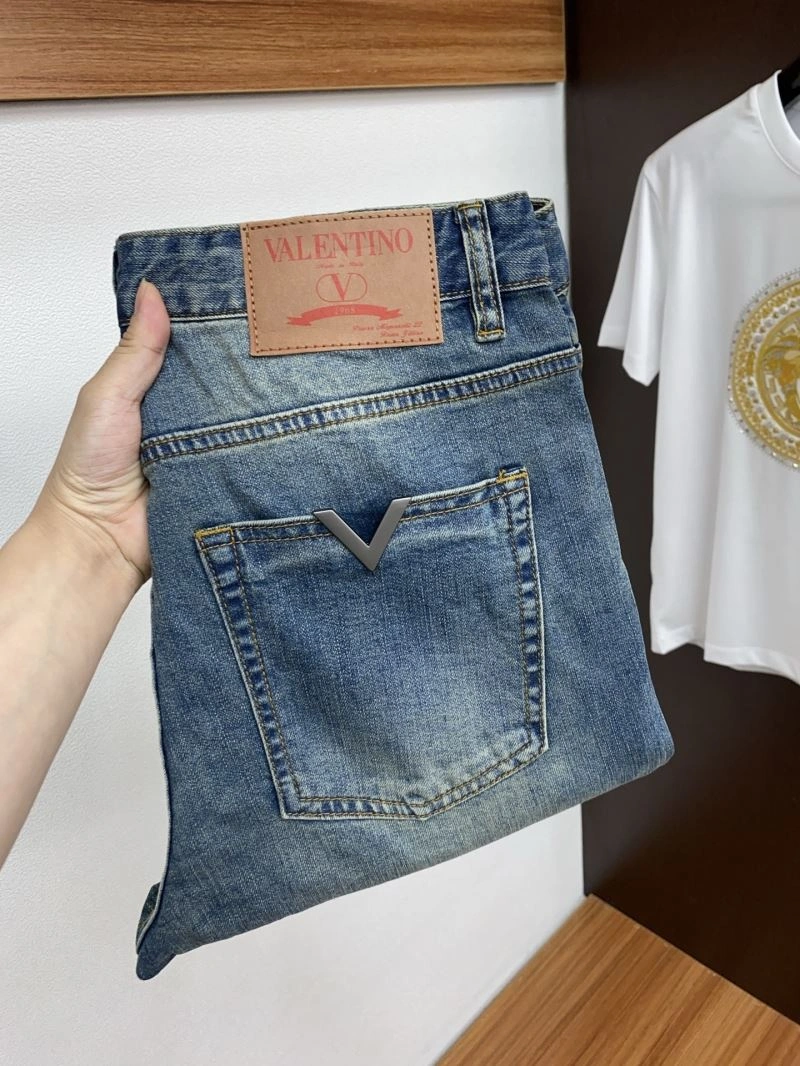 Valentino Jeans Lightweight 174876