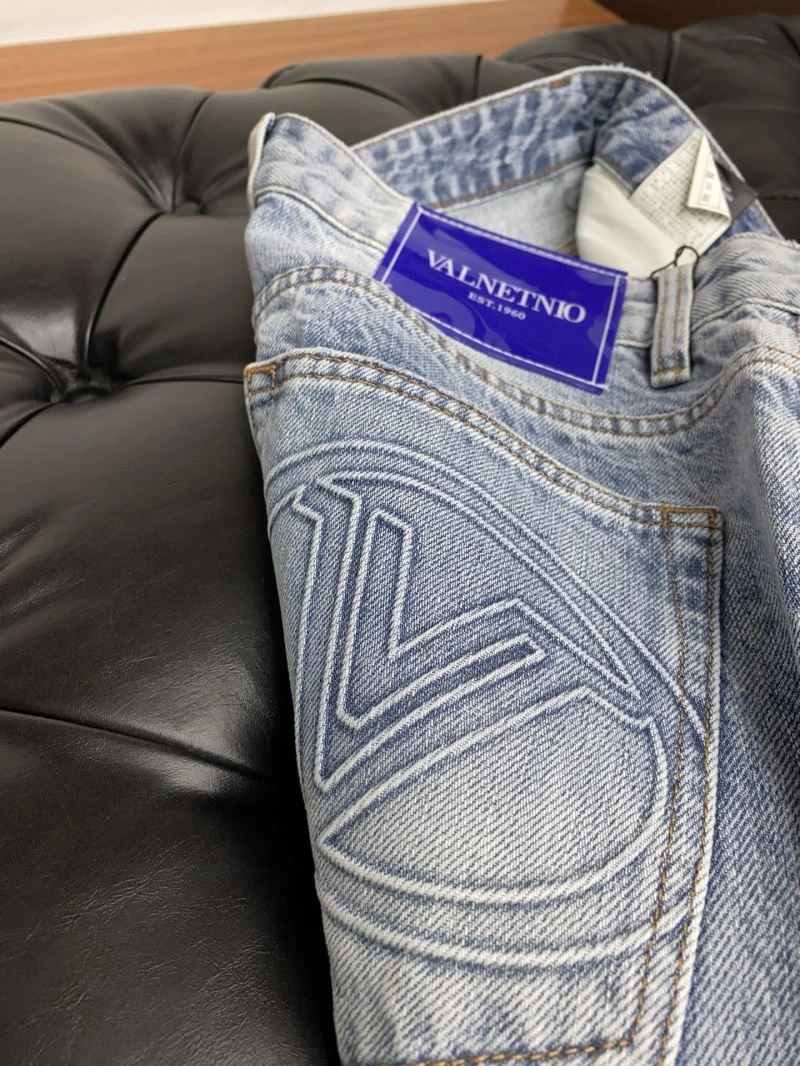 GoAnywhere Valentino Jeans 174845