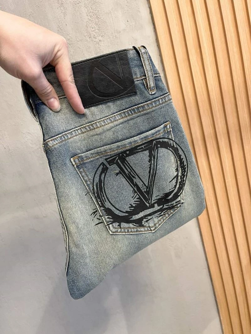 Trendy Valentino Jeans 174778