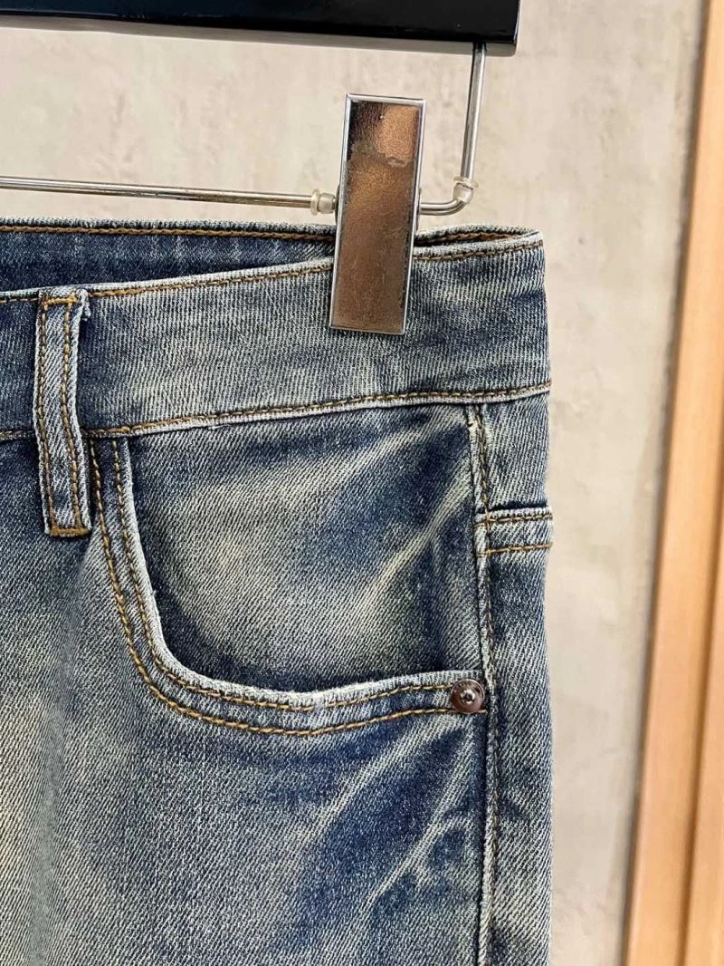 Trendy Valentino Jeans 174778