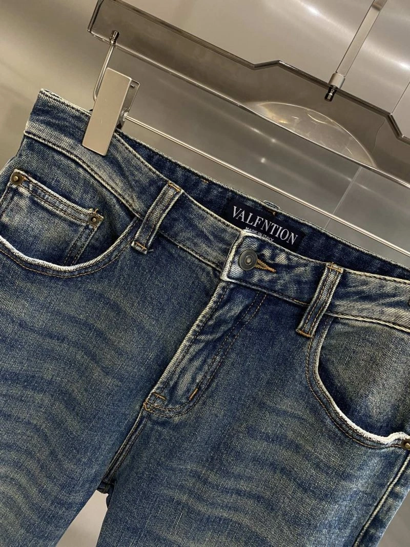 Valentino Jeans Versatile 174826