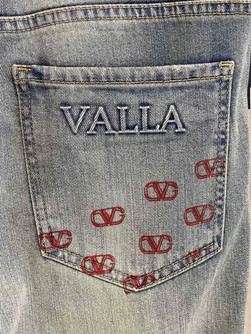 Valentino Jeans TimelessDesign 174781