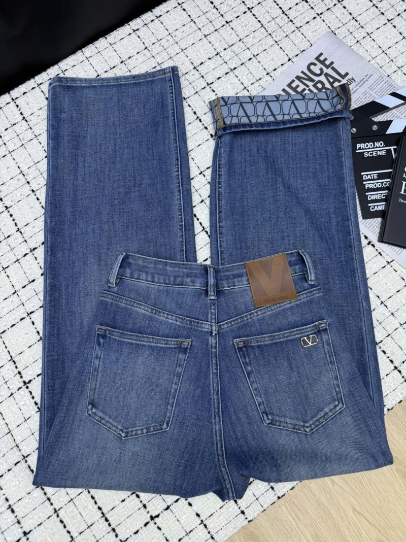 Popular Valentino Jeans 174441