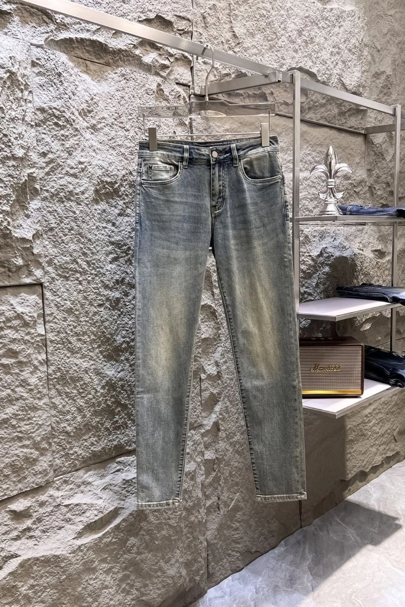 Valentino Jeans Versatile 174686