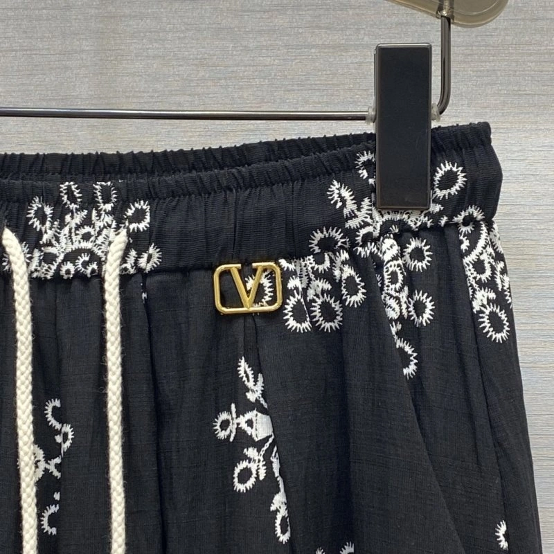 Valentino Long Pants GoAnywhere 174586