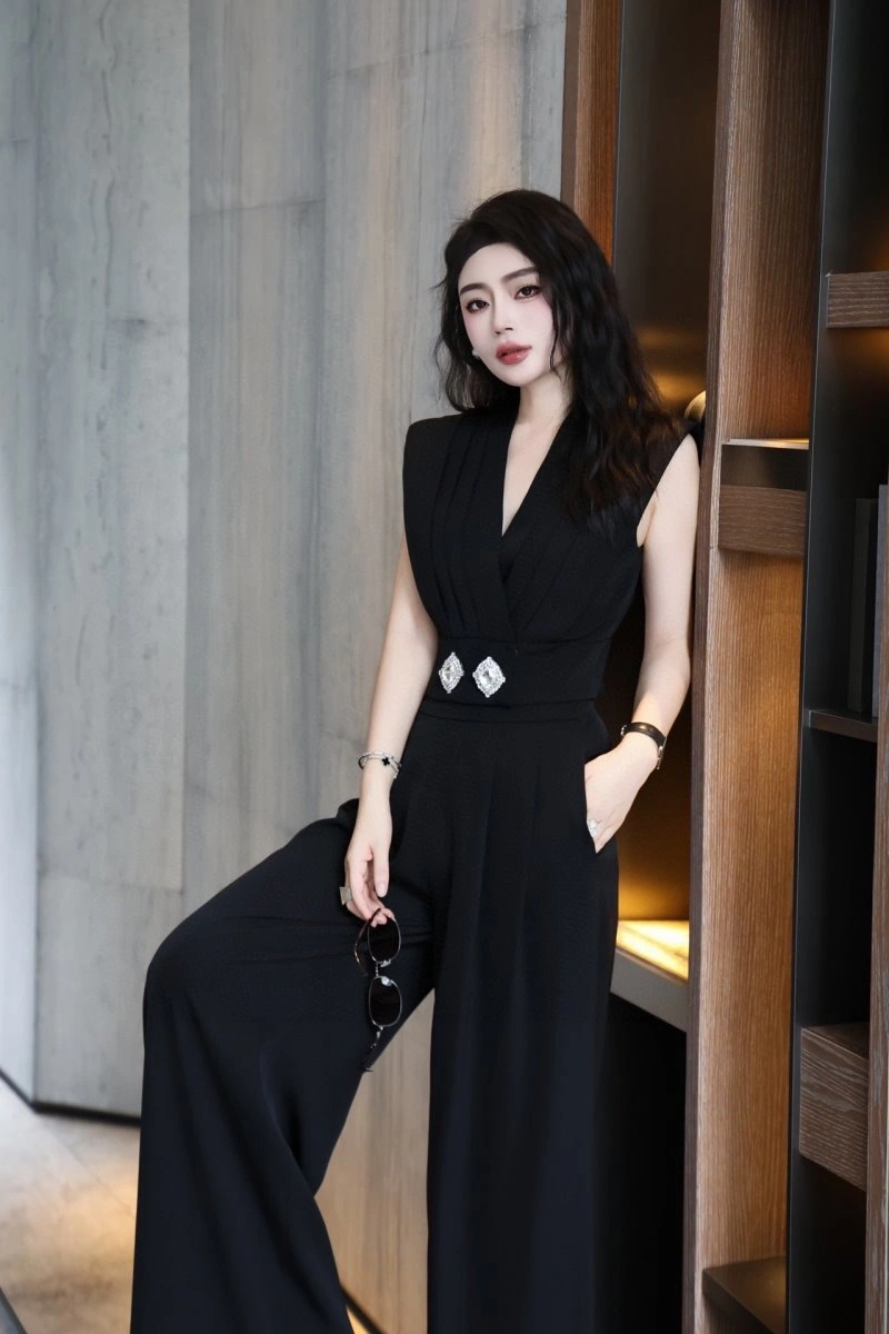 Elegant Valentino Long Pants 174584