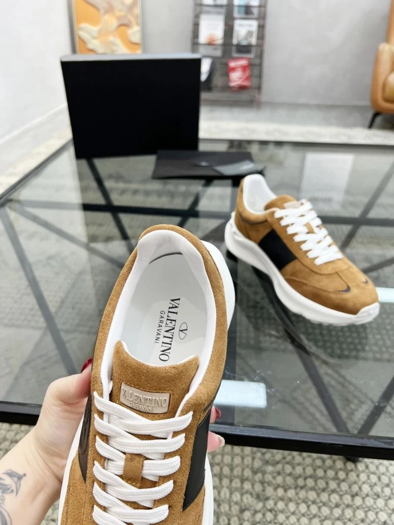 Reliable Valentino Low Shoes 35863