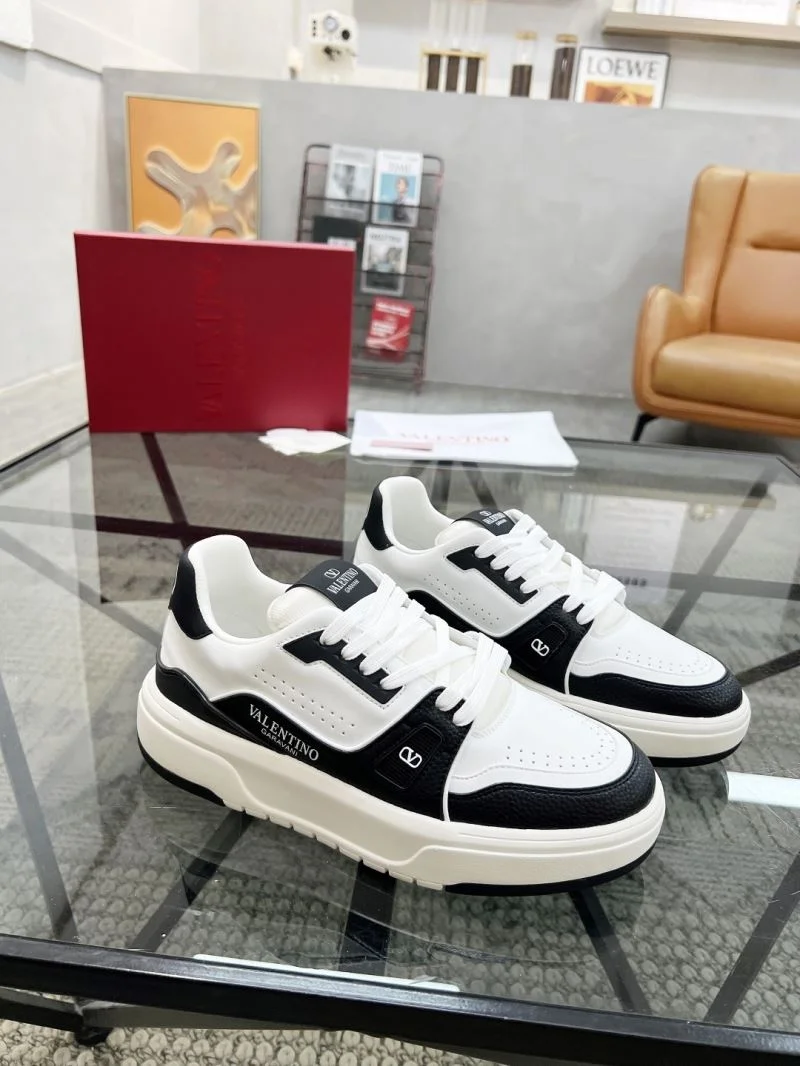 Valentino Low Shoes Effortless 35854