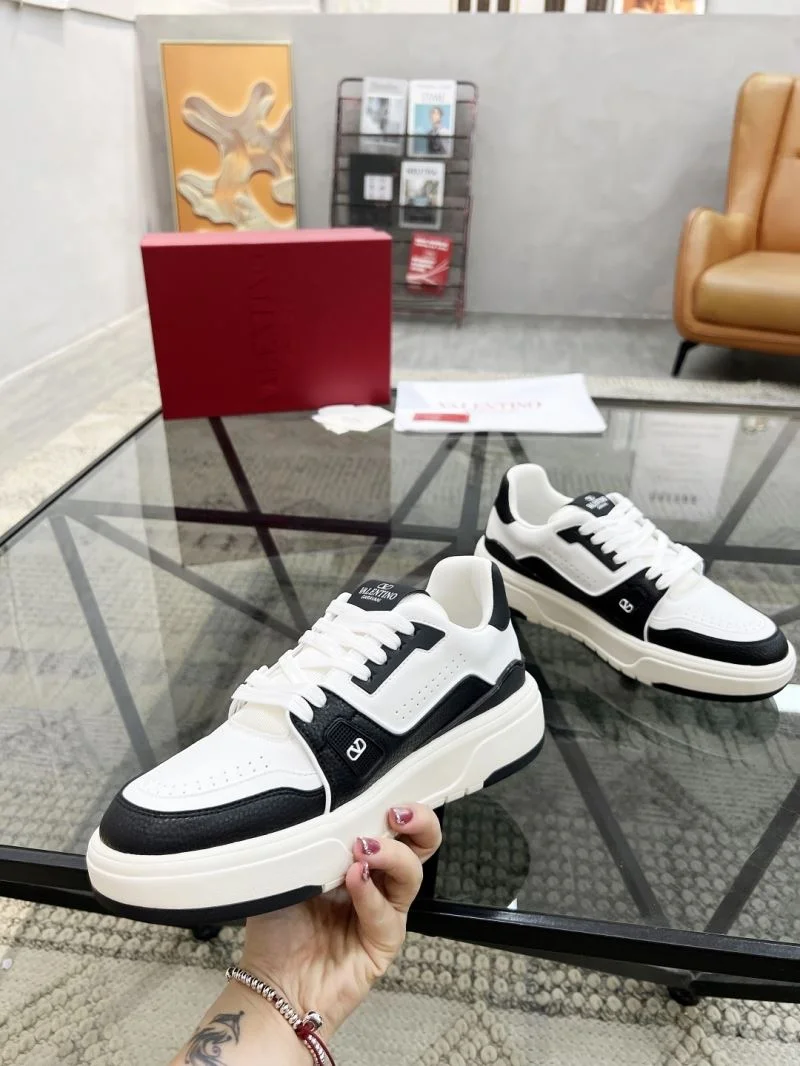 Valentino Low Shoes Effortless 35854