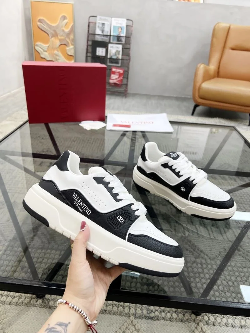 Valentino Low Shoes Effortless 35854