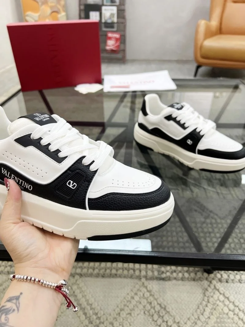 Valentino Low Shoes Effortless 35854
