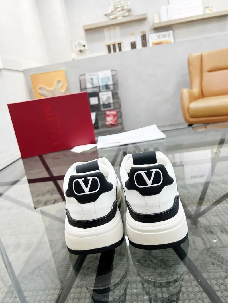Valentino Low Shoes Effortless 35854
