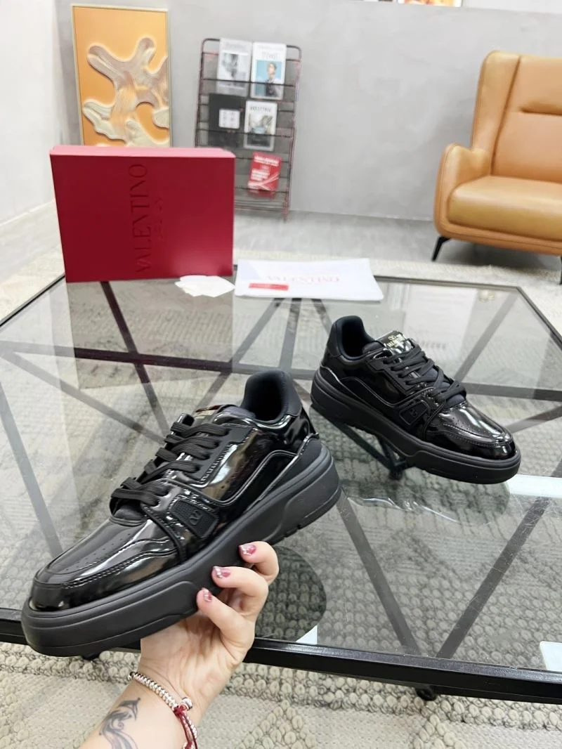Valentino Low Shoes Casual 35857