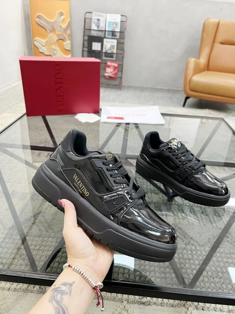 Valentino Low Shoes Casual 35857