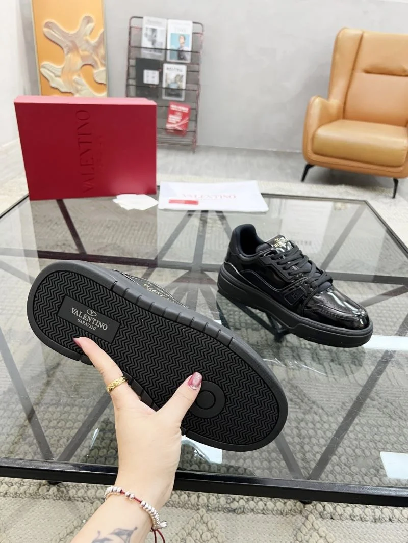 Valentino Low Shoes Casual 35857