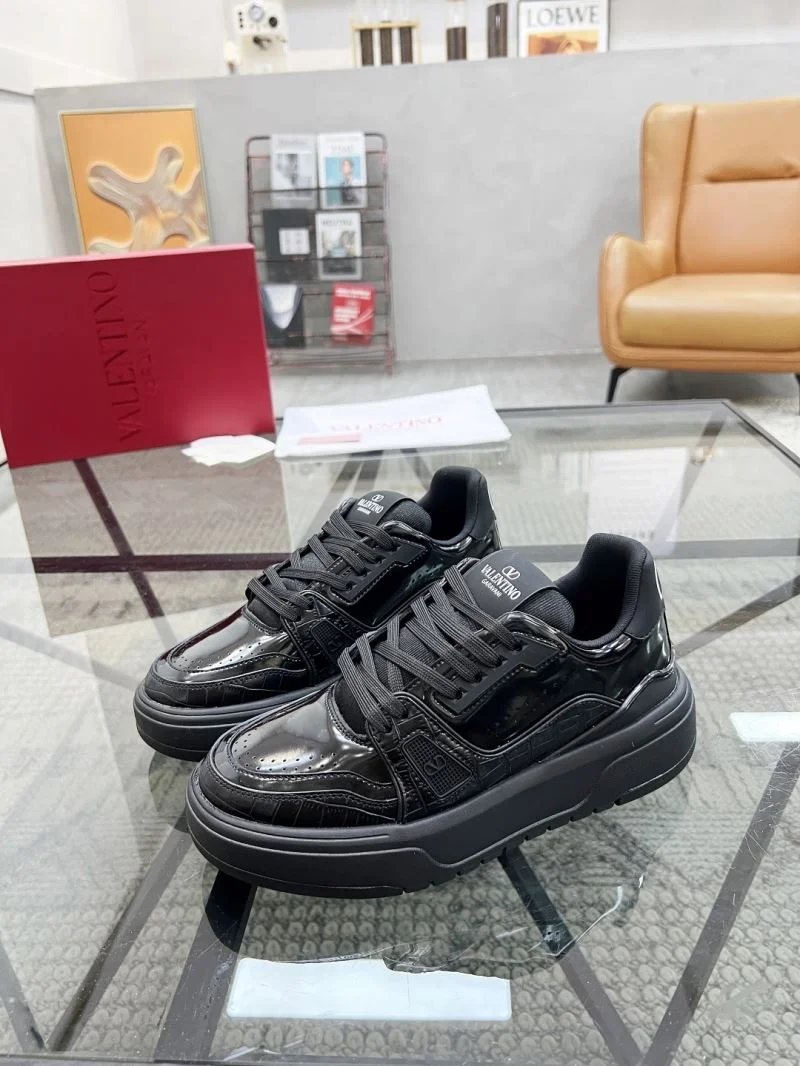 Valentino Low Shoes HighQuality 35867