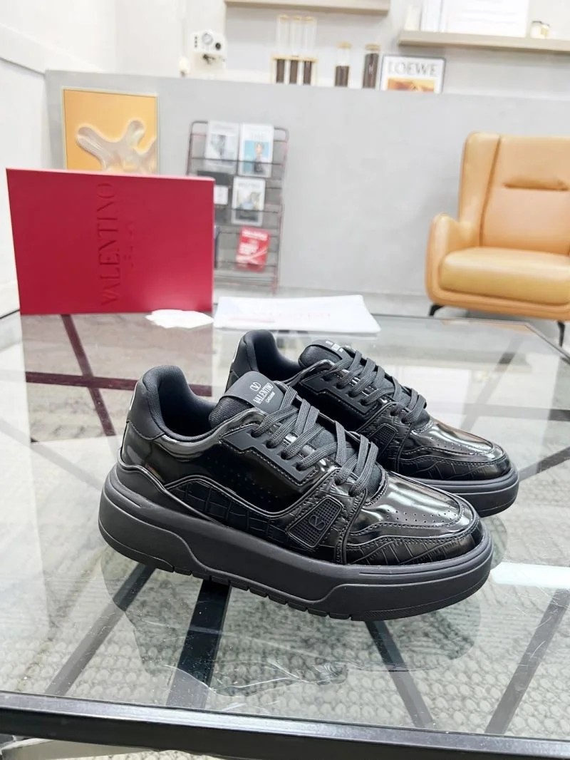 Valentino Low Shoes HighQuality 35867