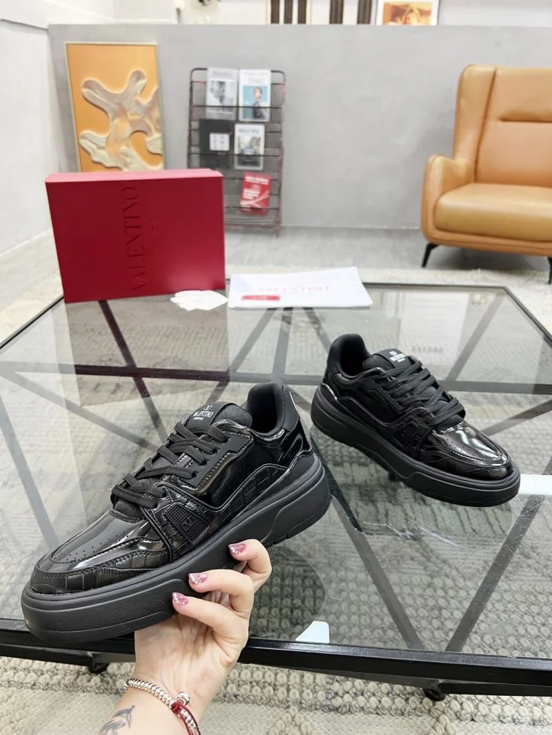 Valentino Low Shoes HighQuality 35867