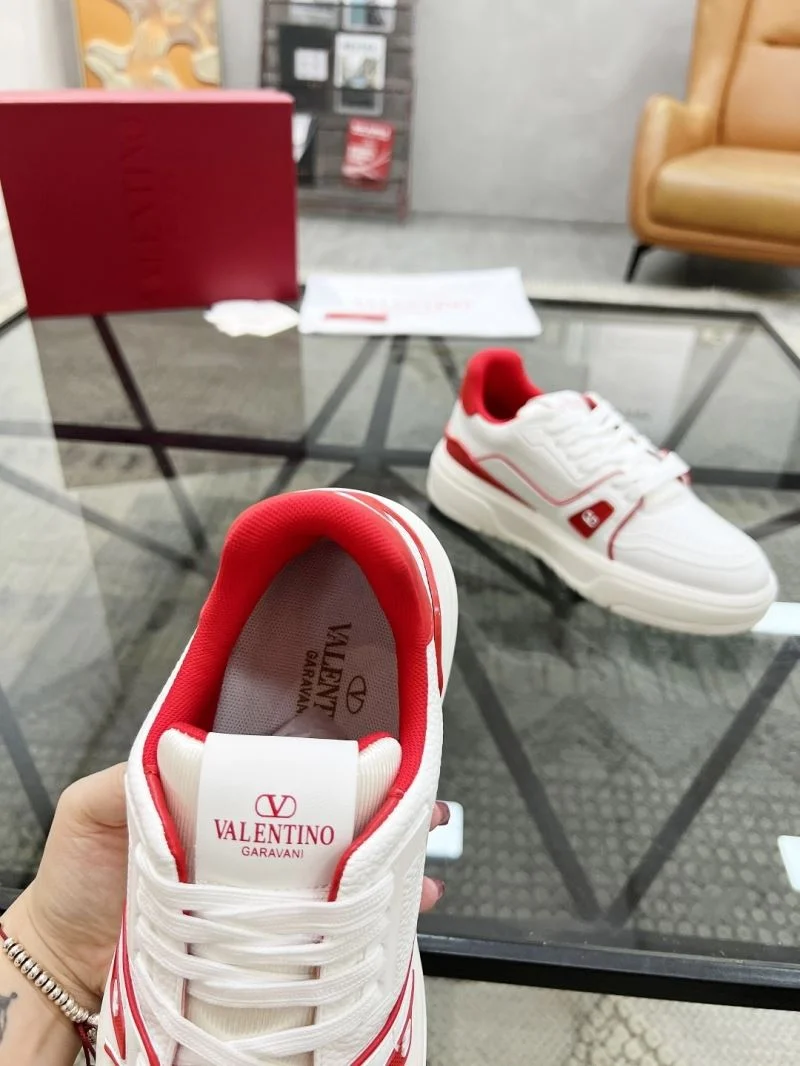Bright Valentino Low Shoes 35862