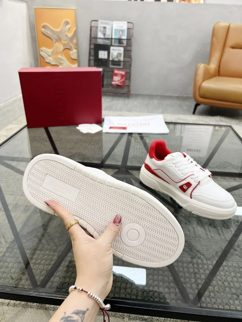 Bright Valentino Low Shoes 35862