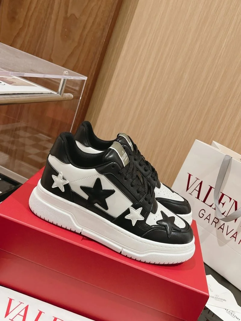 Youthful Valentino Low Shoes 35844