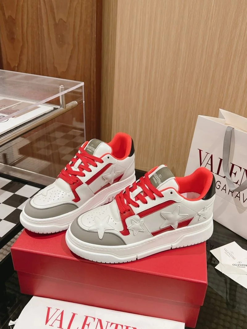 Valentino Low Shoes Trendsetting 35849