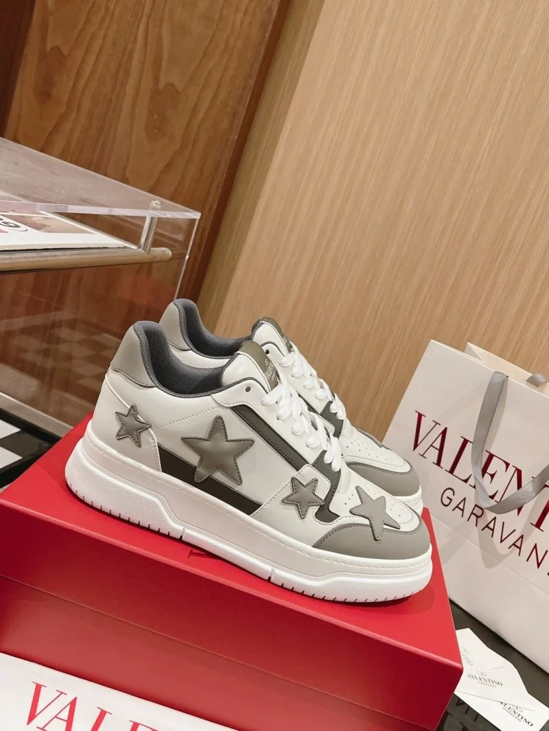 Unisex Valentino Low Shoes 35841