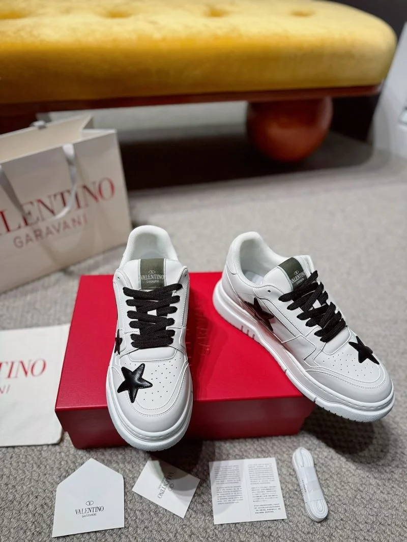 Valentino Low Shoes Trendy 35843