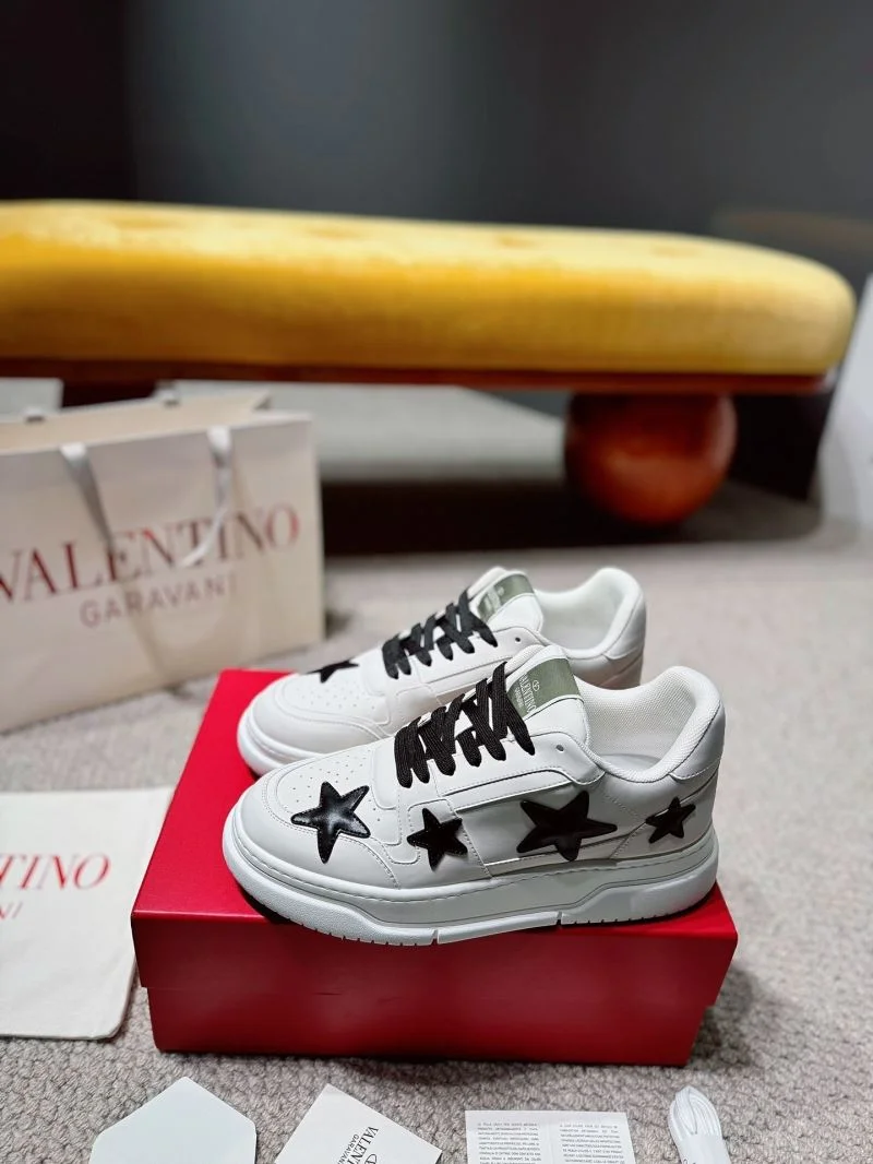 Valentino Low Shoes Trendy 35843