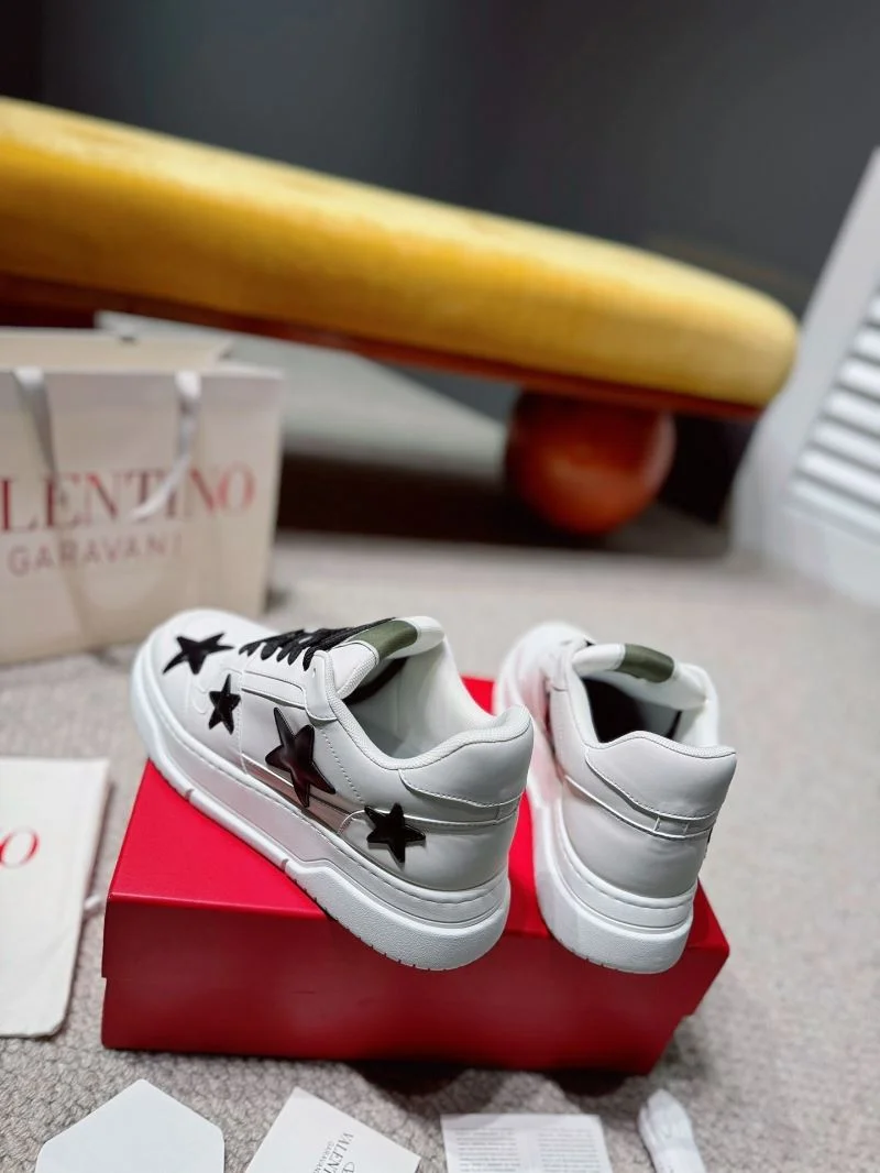 Valentino Low Shoes Trendy 35843